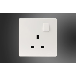 VENICE 13A 3 PIN SOCKET + SWITCH