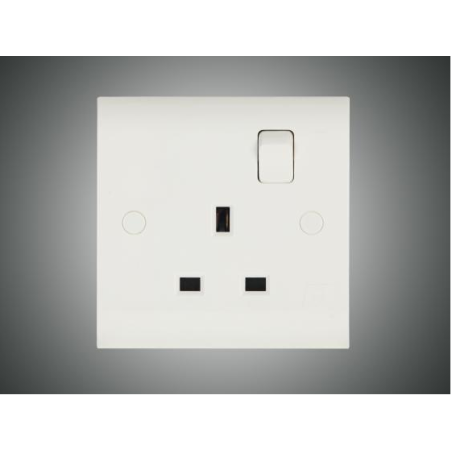 13A 3 PIN SOCKET+ SWITCH-ELEGANT