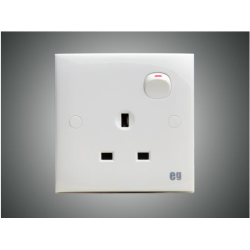 15A 3 Pin Socket+Switch-EG (E4153S)